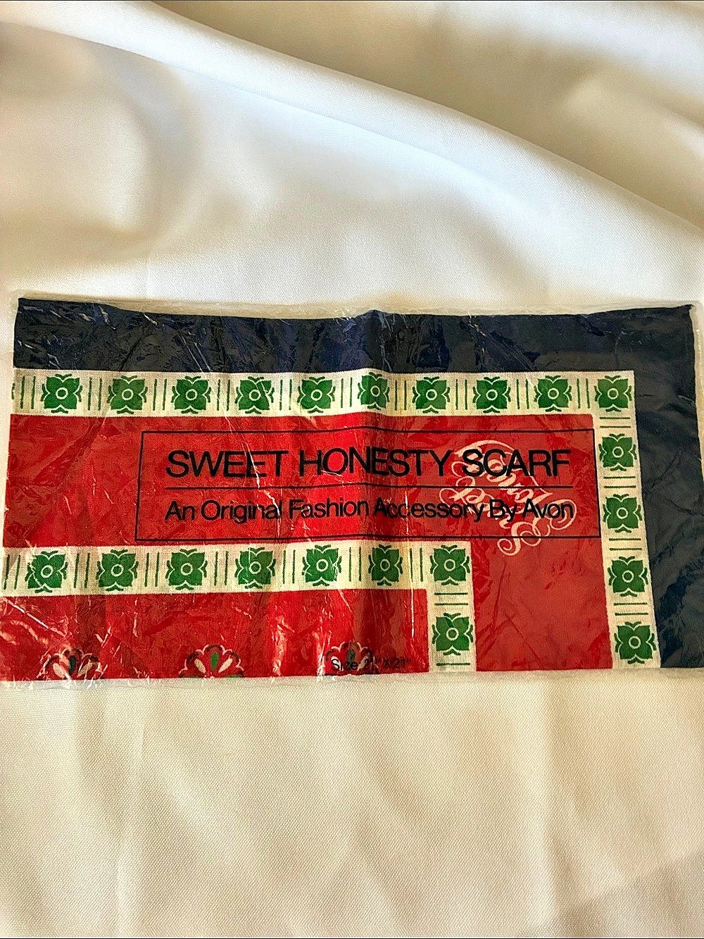 Vintage Sweet Honesty Floral Scarf in Red, Green & Blue NWT